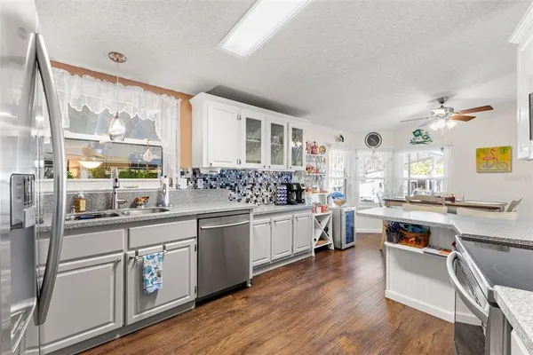 $254,900 | 624 Mt Piney Avenue Northeast, Unit 703, St. Petersburg, FL 33702