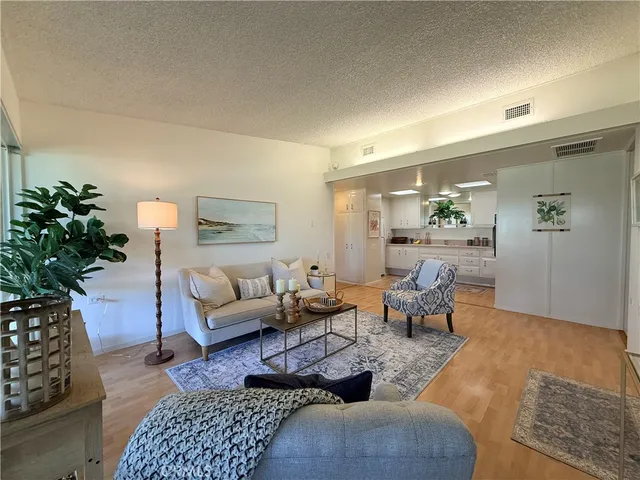 $349,000 | 13410 St Andrews Drive, Unit 70E, Seal Beach, CA 90740