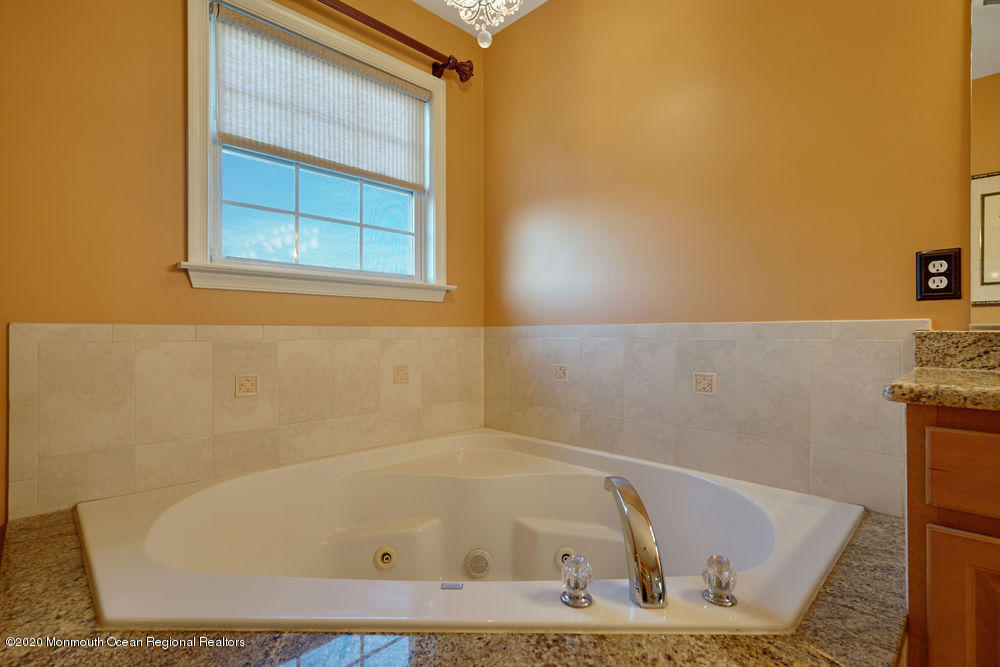 120 Seaspray Road Manahawkin, NJ 08050 - Photo 24 of 48 045_dsc03065-dsc03069