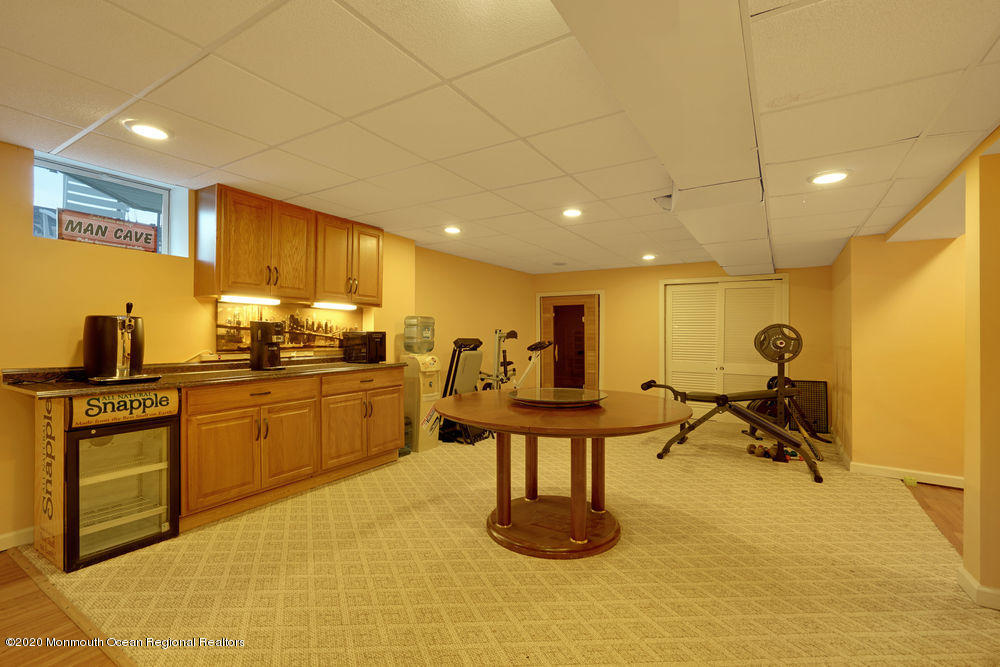 120 Seaspray Road Manahawkin, NJ 08050 - Photo 36 of 48 050_dsc03100-dsc03104