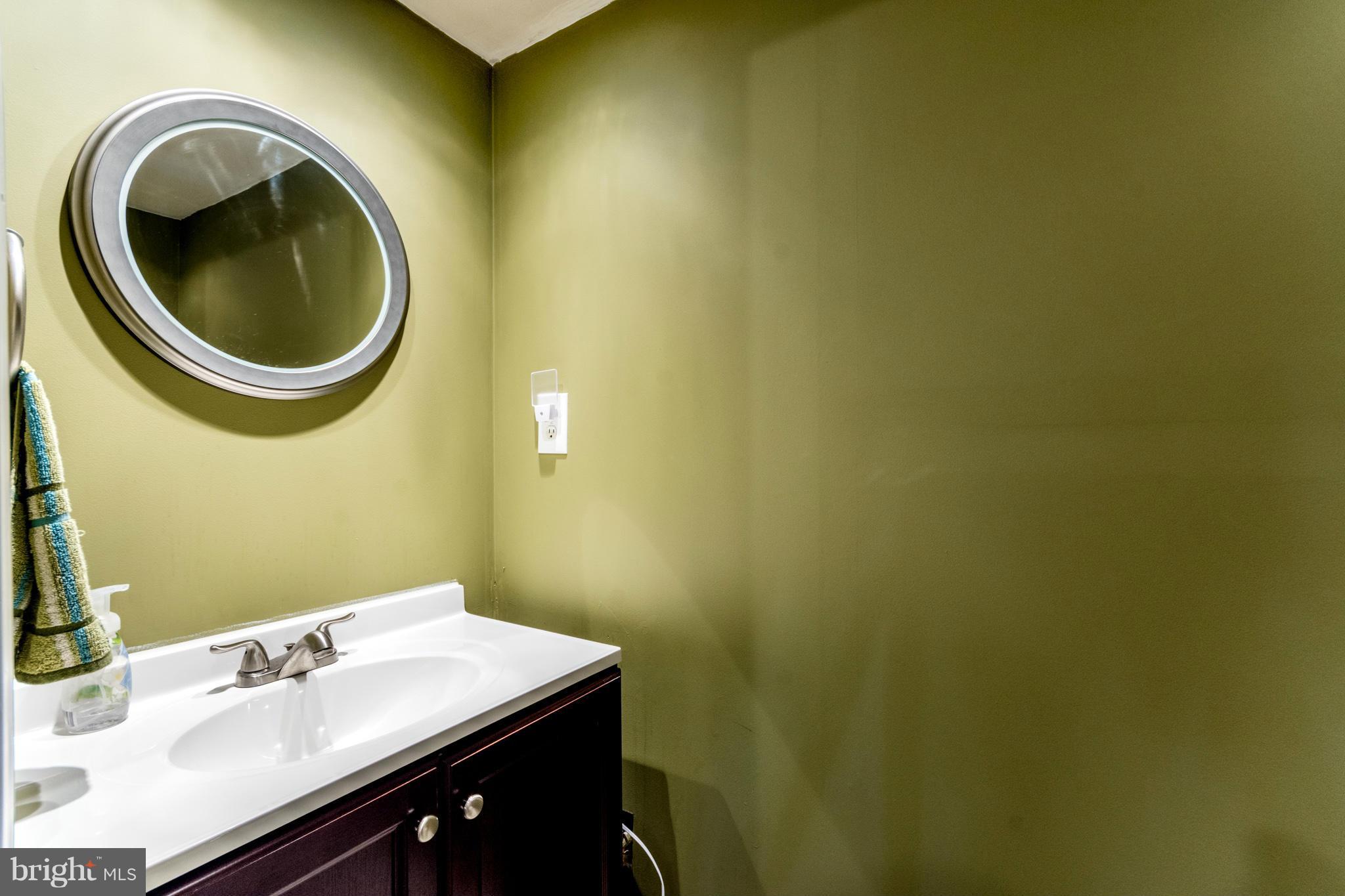2403 Winding Ridge Road Odenton, MD 21113 - Photo 18 of 23 Bath