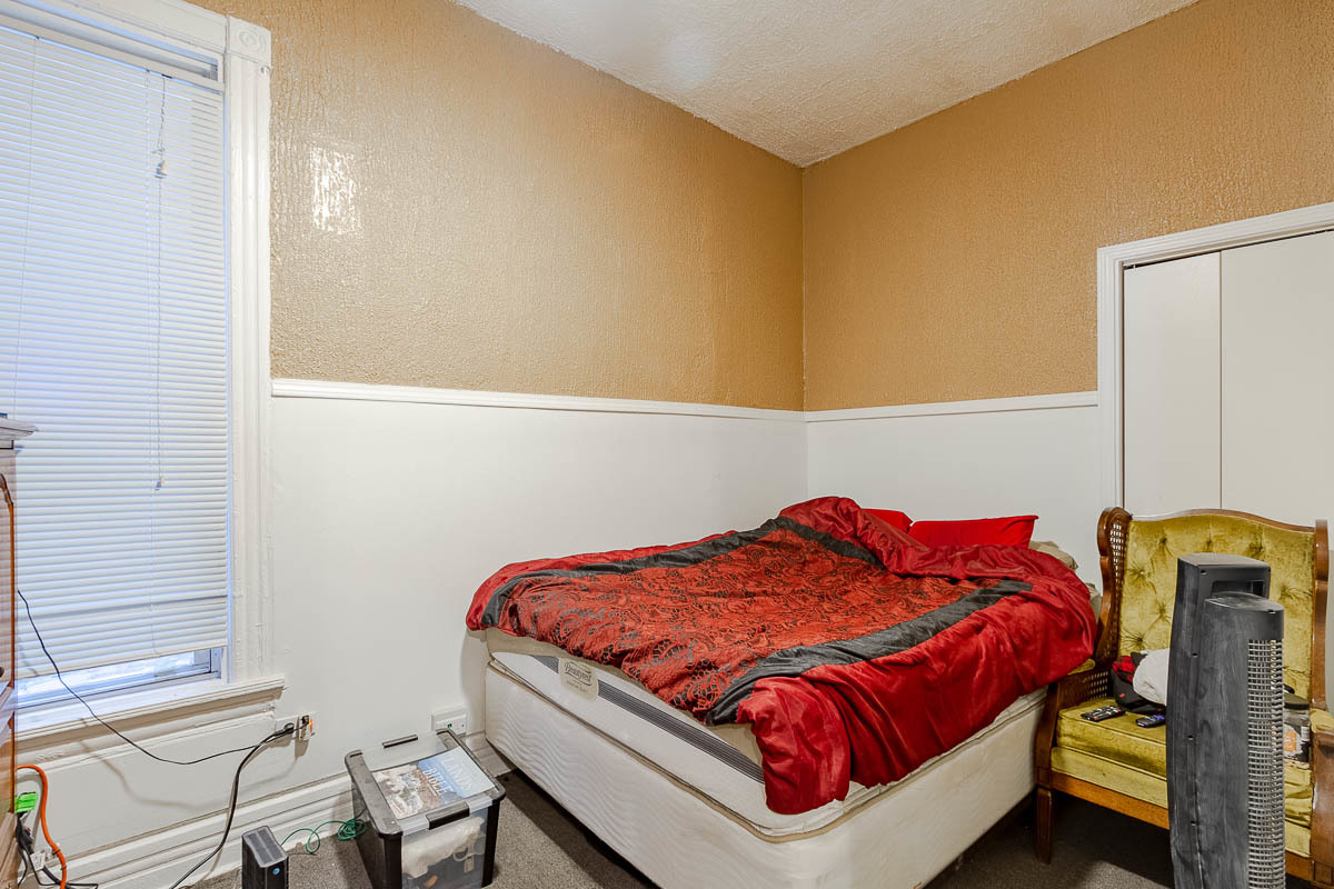 648 West 60th Street Chicago, IL 60621 - Photo 11 of 27