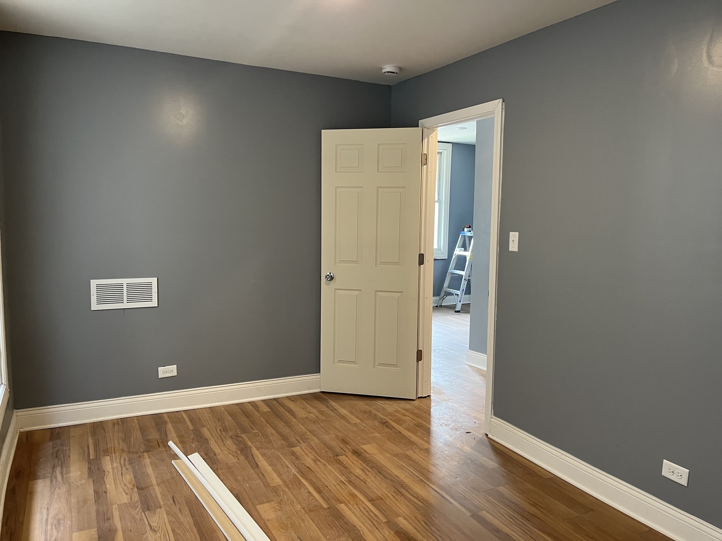 648 West 60th Street Chicago, IL 60621 - Photo 16 of 27