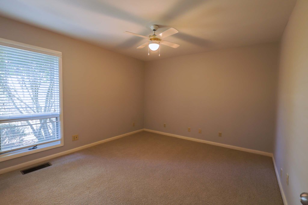 1509 Dug Gap Road Dalton, GA 30720 - Photo 21 of 30 Gallery Image 21