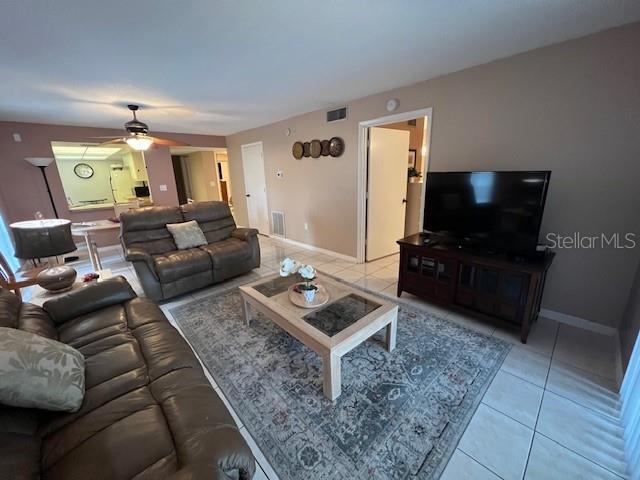 7205 Curtiss Avenue, Unit 2F Sarasota, FL 34231 - Photo 8 of 18