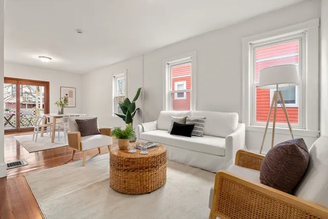 $895,000 | 24 Cambridge Terrace, Unit 2, Cambridge, MA 02140