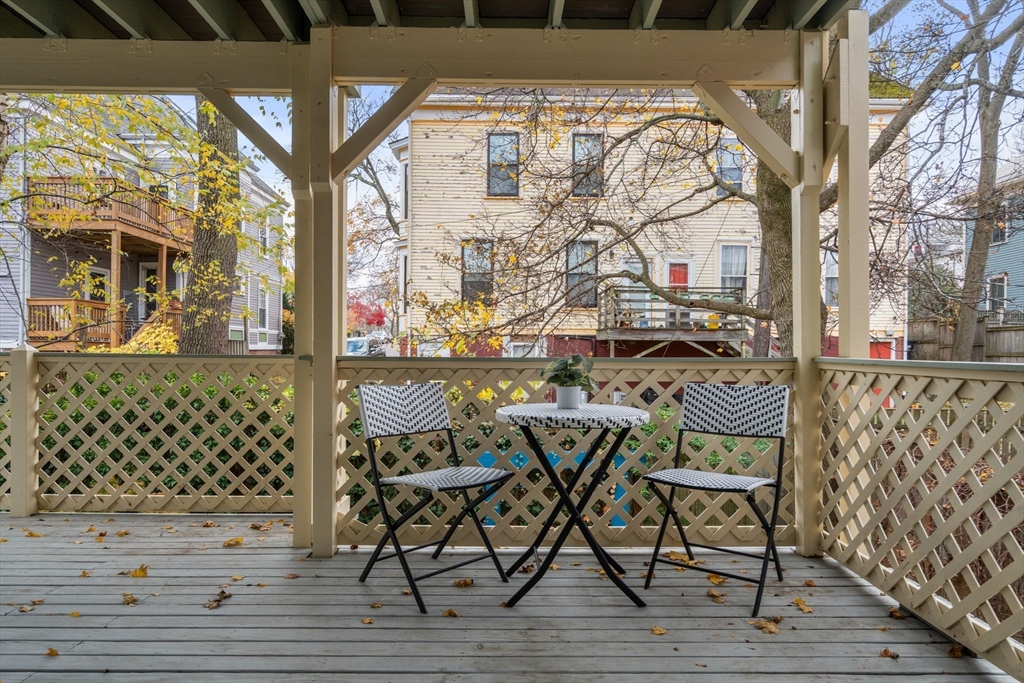 24 Cambridge Terrace, Unit 2 Cambridge, MA 02140 - Photo 26 of 27