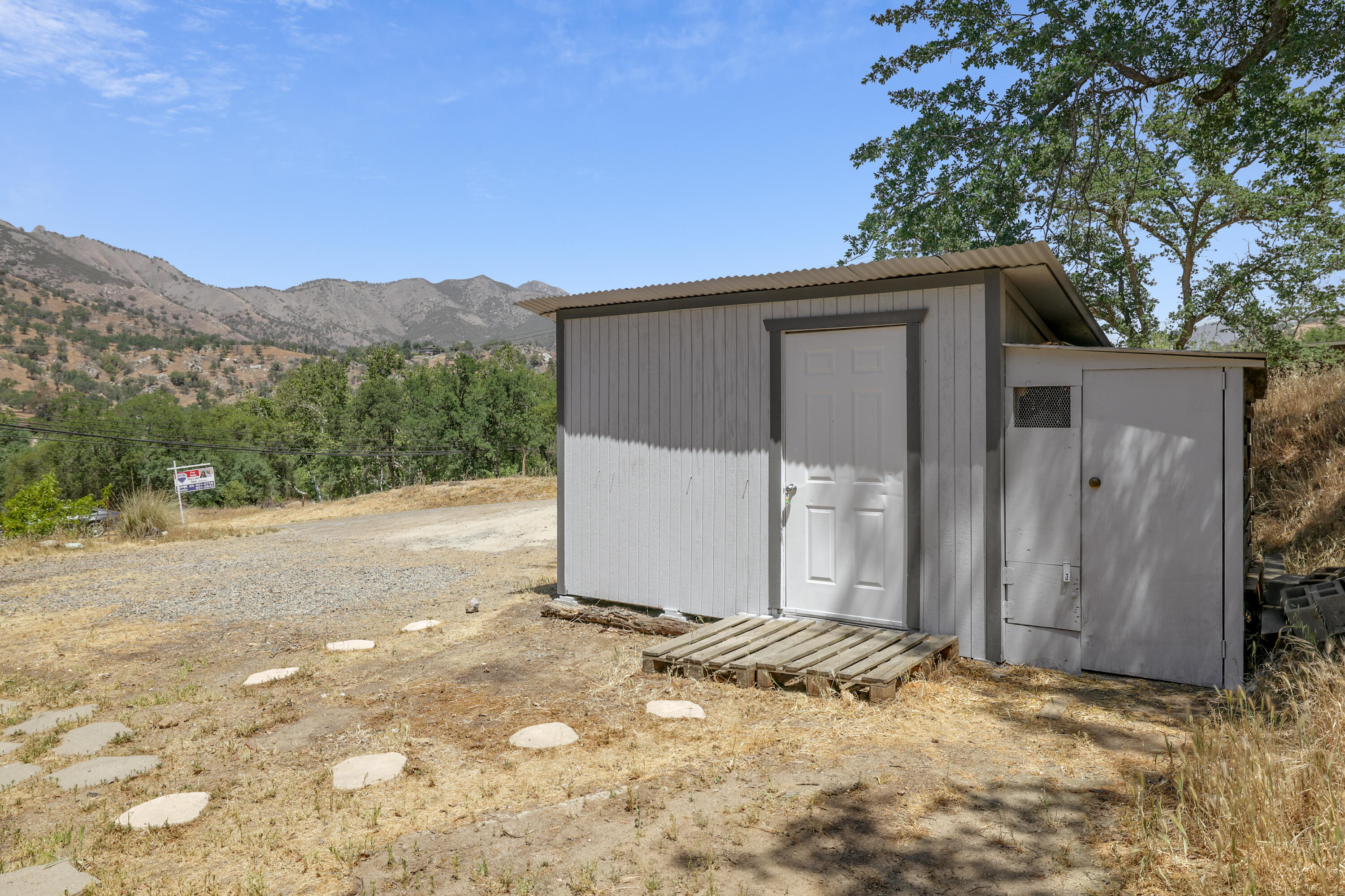 42504 Sierra Drive Three Rivers, CA 93271 - Photo 65 of 70 D50A4306