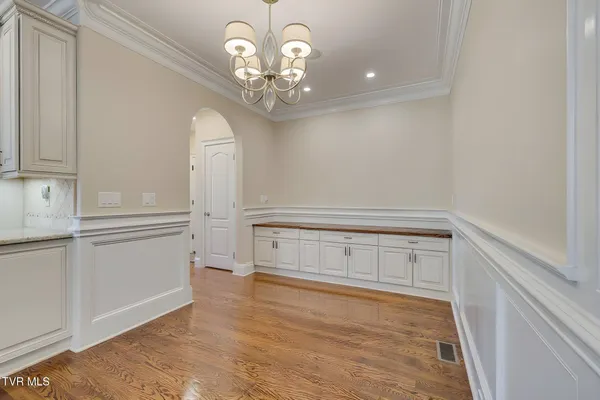 $997,000 | 5079 Rose Gardens Circle, Kingsport, TN 37660