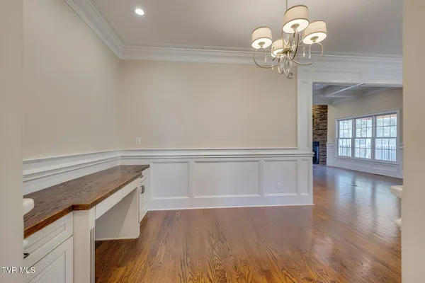 $997,000 | 5079 Rose Gardens Circle, Kingsport, TN 37660