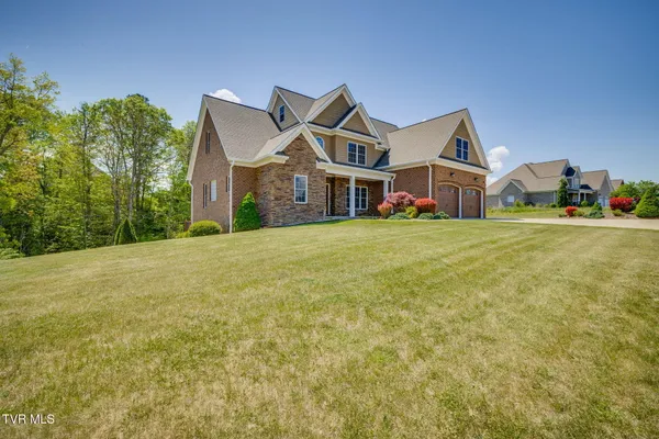$997,000 | 5079 Rose Gardens Circle, Kingsport, TN 37660