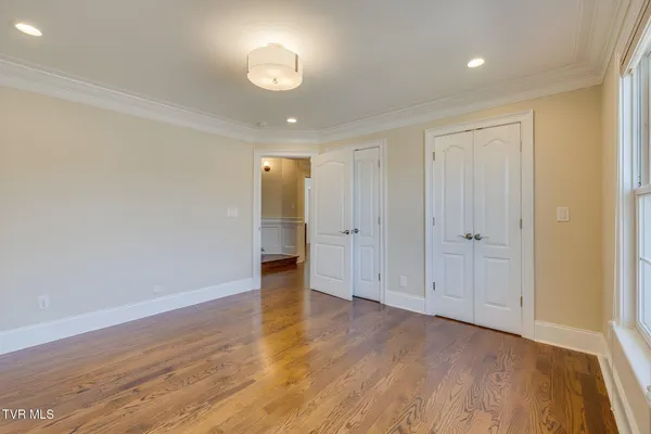 $997,000 | 5079 Rose Gardens Circle, Kingsport, TN 37660