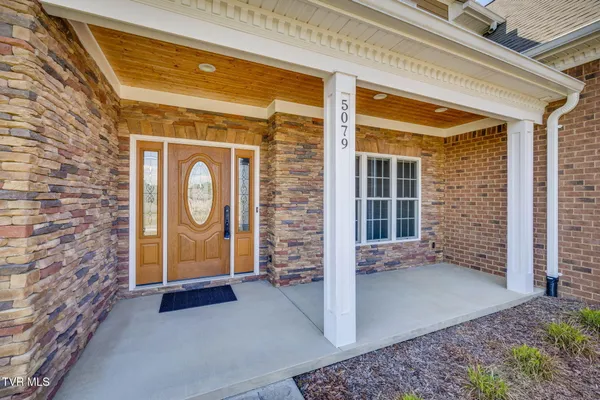 $997,000 | 5079 Rose Gardens Circle, Kingsport, TN 37660