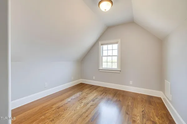 $997,000 | 5079 Rose Gardens Circle, Kingsport, TN 37660