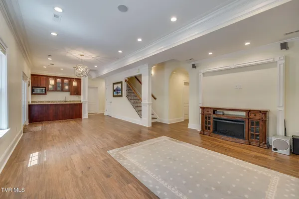 $997,000 | 5079 Rose Gardens Circle, Kingsport, TN 37660