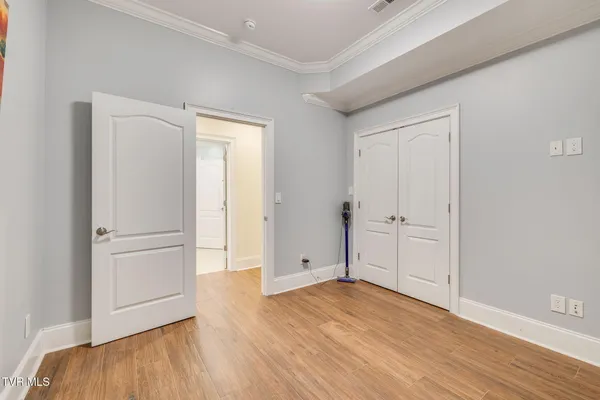 $997,000 | 5079 Rose Gardens Circle, Kingsport, TN 37660