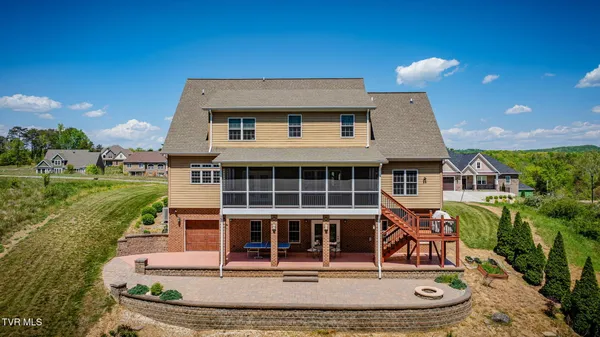 $997,000 | 5079 Rose Gardens Circle, Kingsport, TN 37660