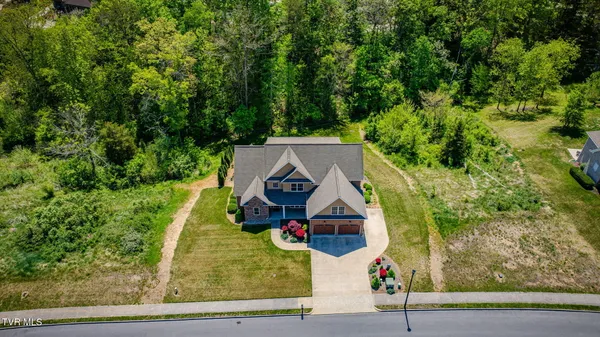 $997,000 | 5079 Rose Gardens Circle, Kingsport, TN 37660