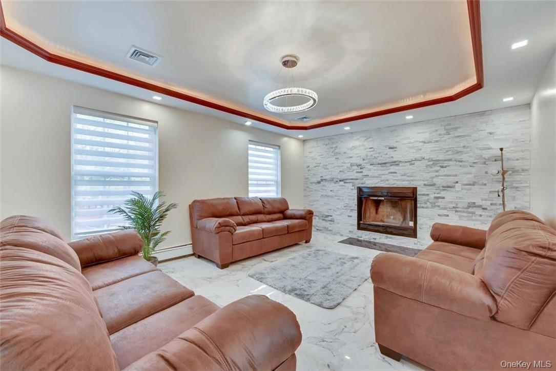 362 Rose Road Woodbourne, NY 12788 - Photo 13 of 36 Illuminated Living area