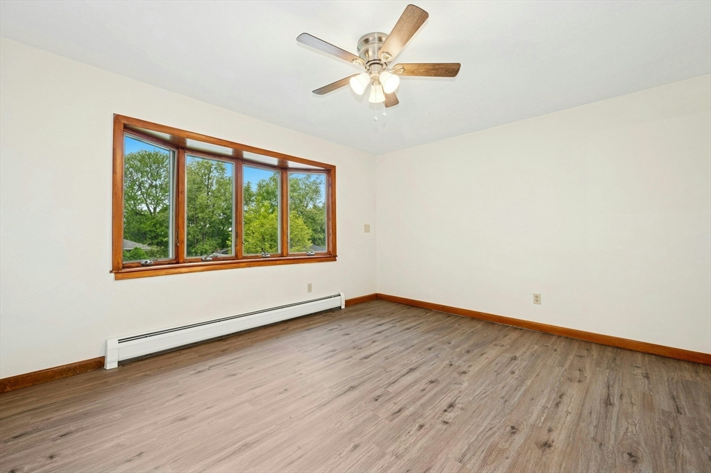 45 Dillon Street Worcester, MA 01604 - Photo 10 of 33