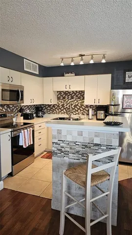 $1,800 | 465 Forestway Circle, Unit 104, Altamonte Springs, FL 32701