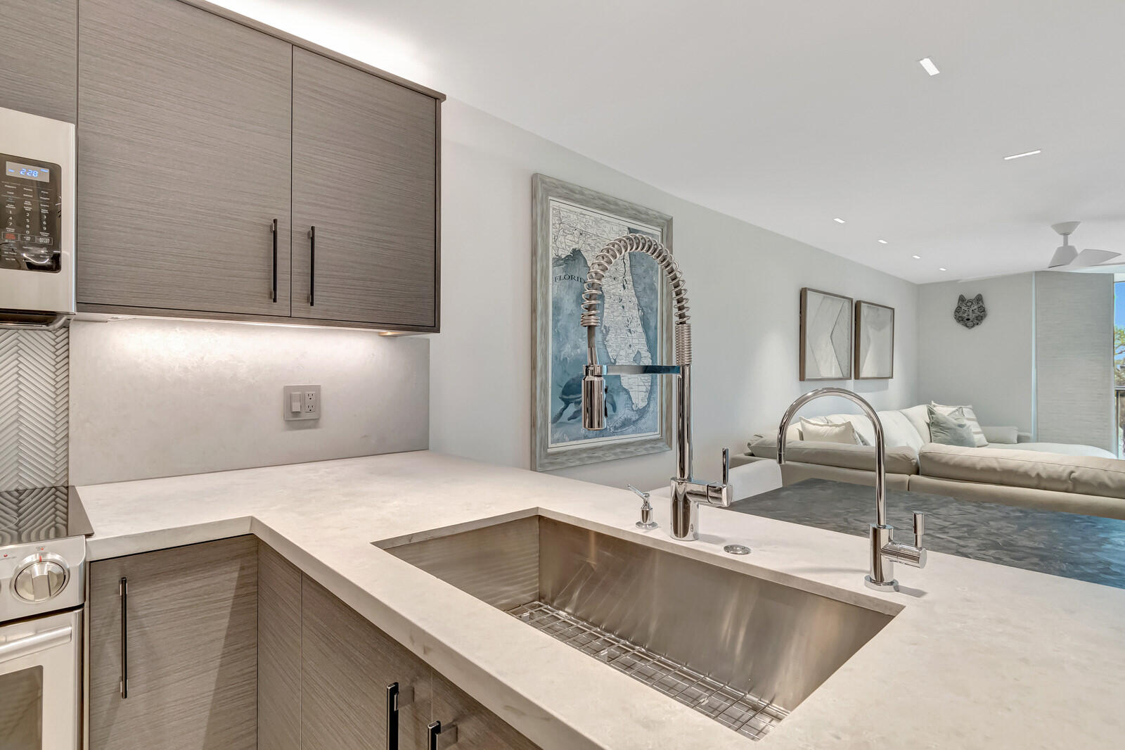 6699 Northwest 2nd Avenue, Unit 313 Boca Raton, FL 33487 - Photo 8 of 49 DSC_7757