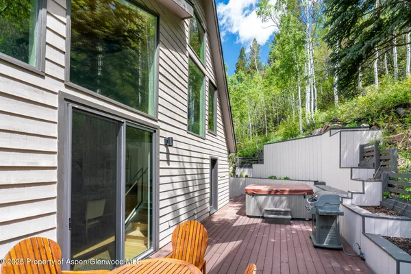 $40,000 | 100 Mountain Laurel Court, Aspen, CO 81611