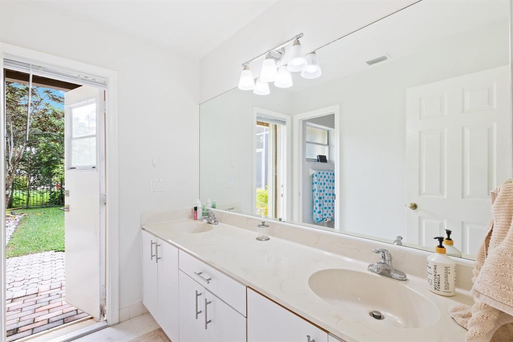 1007 Spoonbill Circle Weston, FL 33326 - Photo 24 of 28