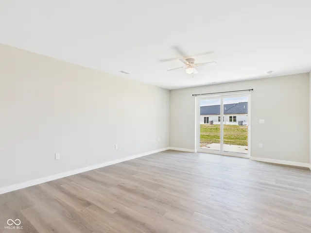 $1,550 | 9904 West Bison Drive, Yorktown, IN 47396