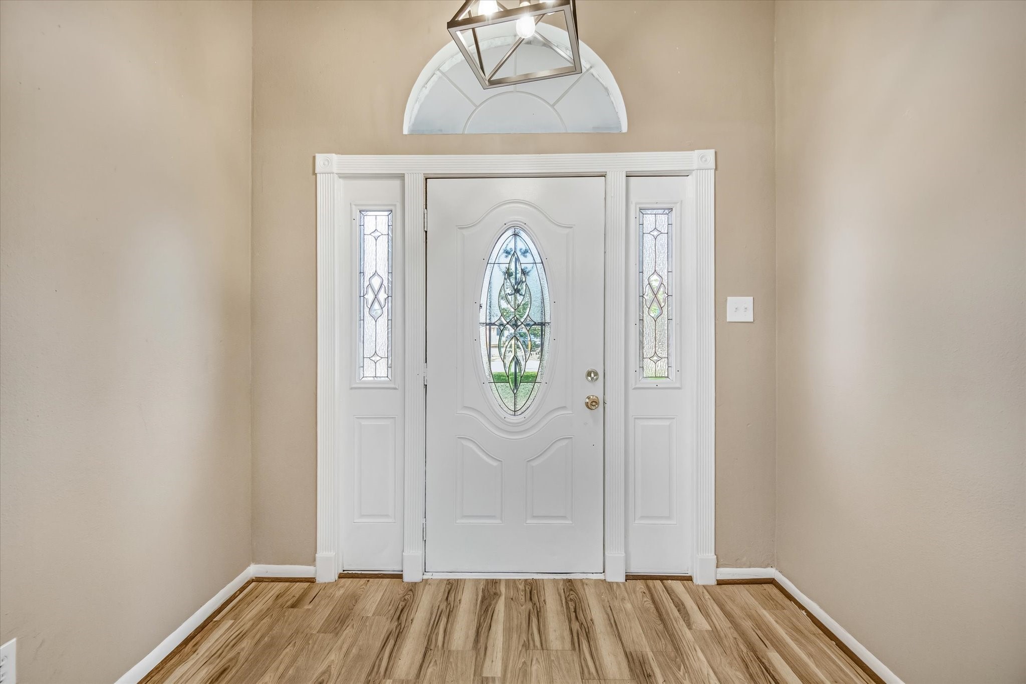 5418 Pershing Street Houston, TX 77033 - Photo 4 of 36
