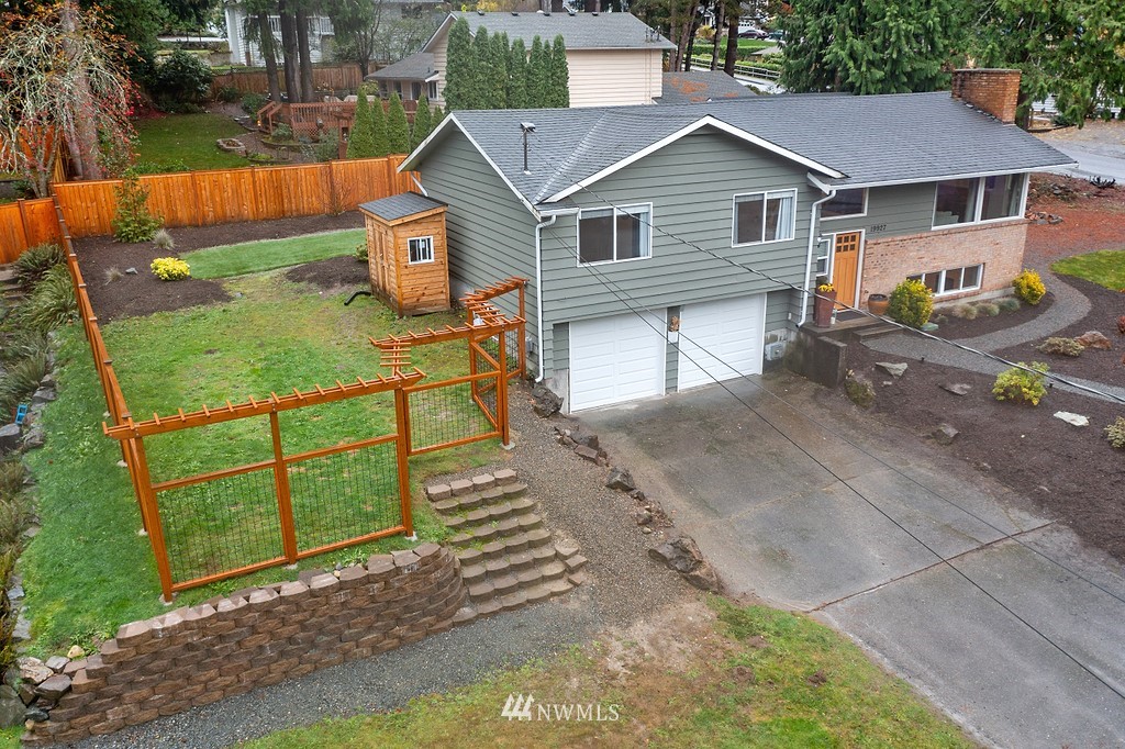 19927 89th Place West Edmonds, WA 98026 - Photo 29 of 30 Gallery Image 29