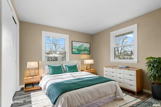 $132,000 | 521 West Kellar Parkway, Peoria, IL 61614