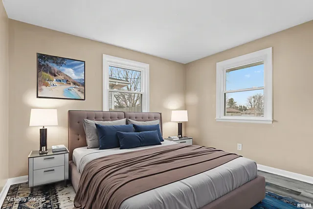 $132,000 | 521 West Kellar Parkway, Peoria, IL 61614