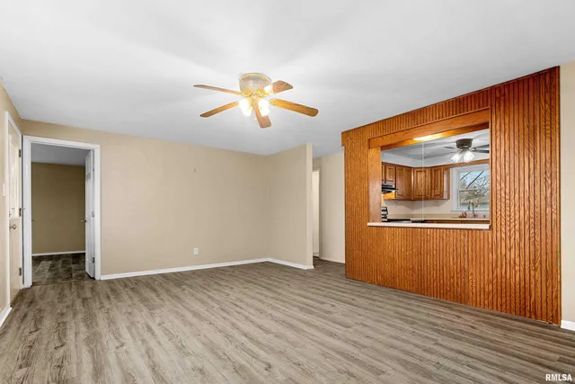 $132,000 | 521 West Kellar Parkway, Peoria, IL 61614