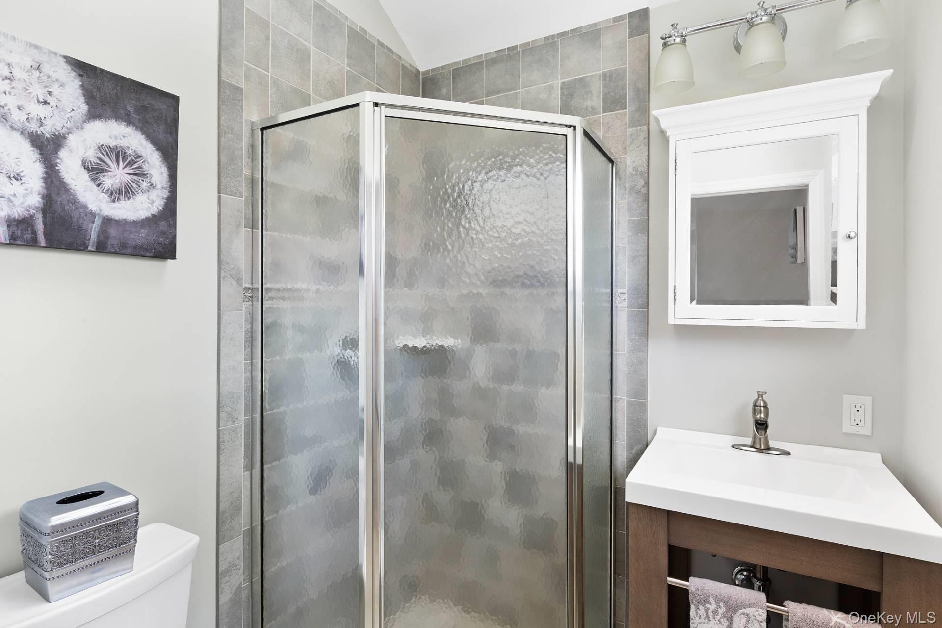 132 Point Road Westhampton Beach, NY 11978 - Photo 10 of 17 Gallery Image 10