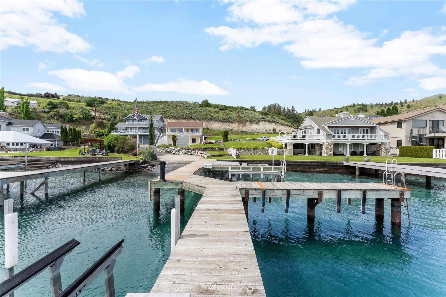 1496 South Lakeshore Road Chelan, WA 98816 - Photo 31 of 39 Gallery Image 31