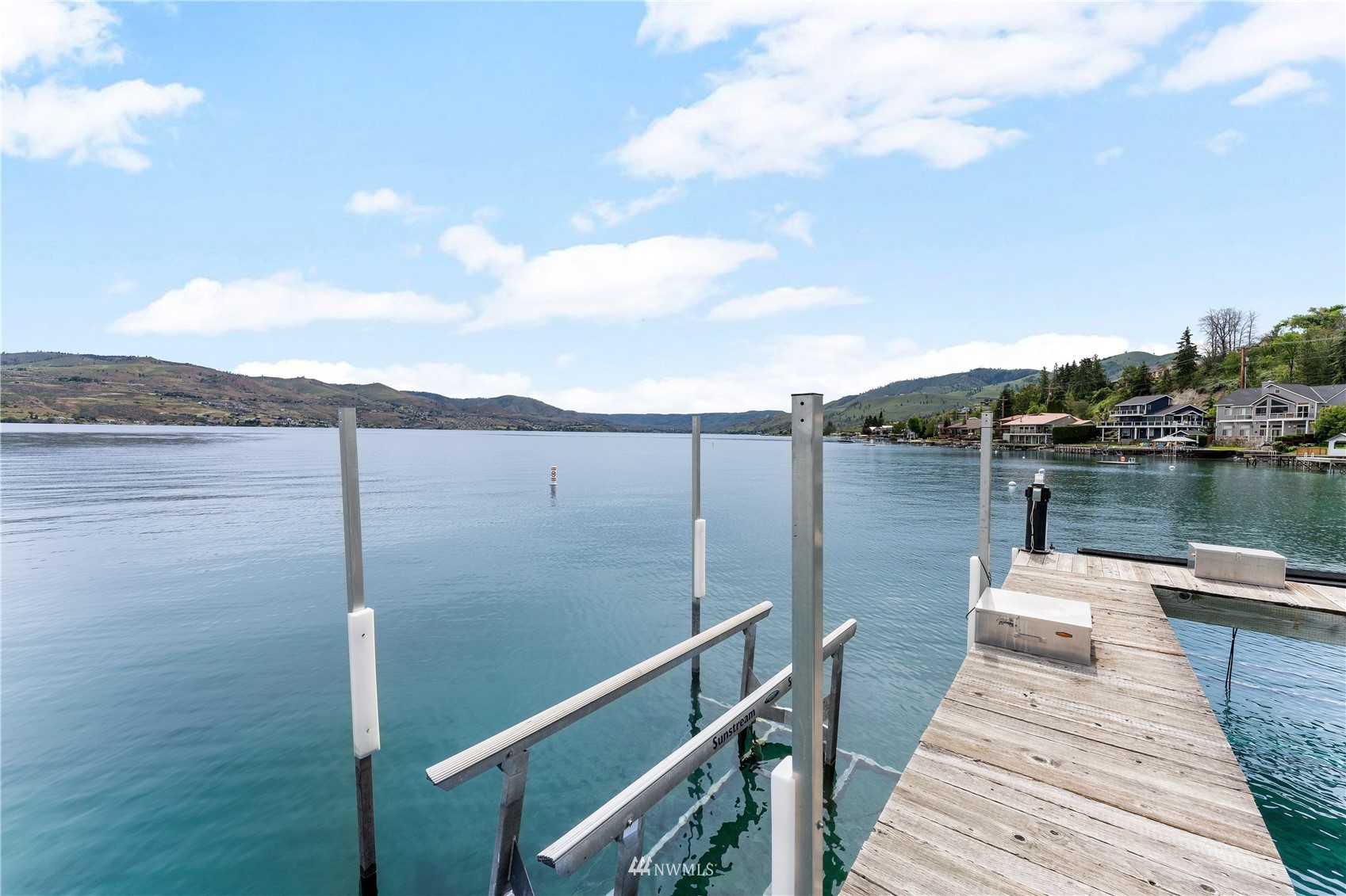 1496 South Lakeshore Road Chelan, WA 98816 - Photo 33 of 39 Gallery Image 33