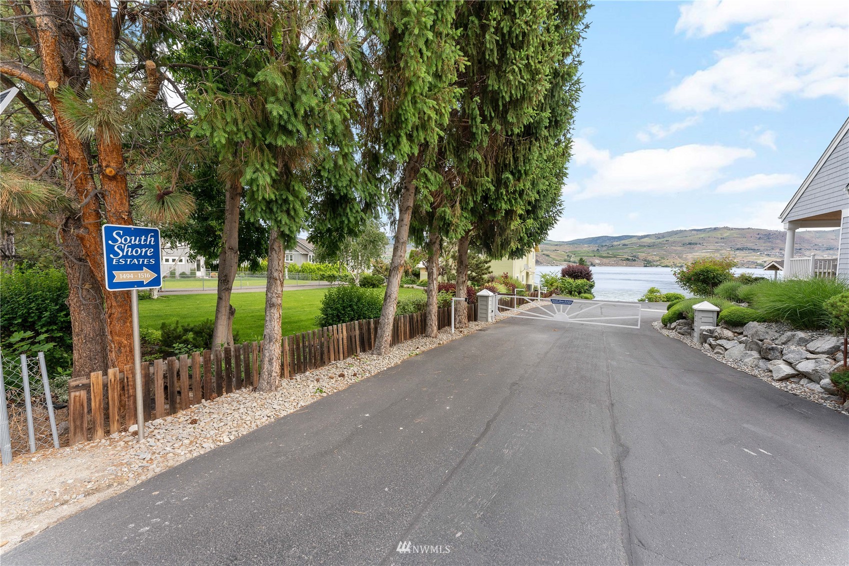 1496 South Lakeshore Road Chelan, WA 98816 - Photo 38 of 39 Gallery Image 38