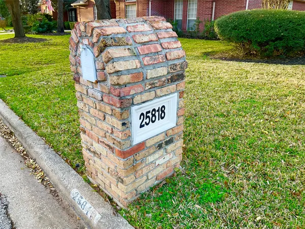 $2,550 | 25818 Overlake Drive, Spring, TX 77380