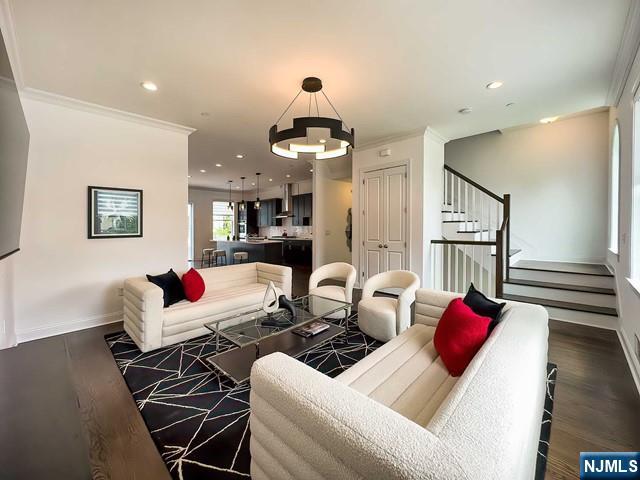 63 Parkside Lane Teaneck, NJ 07666 - Photo 13 of 29