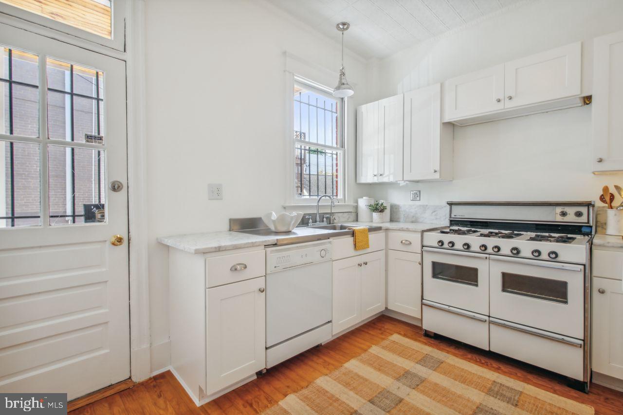 421 G Street Northeast Washington, DC 20002 - Photo 11 of 36 Gallery Image 11