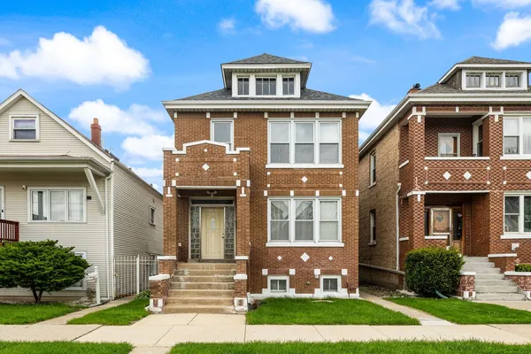 $1,500 | 4749 South Keeler Avenue, Unit 2, Chicago, IL 60632