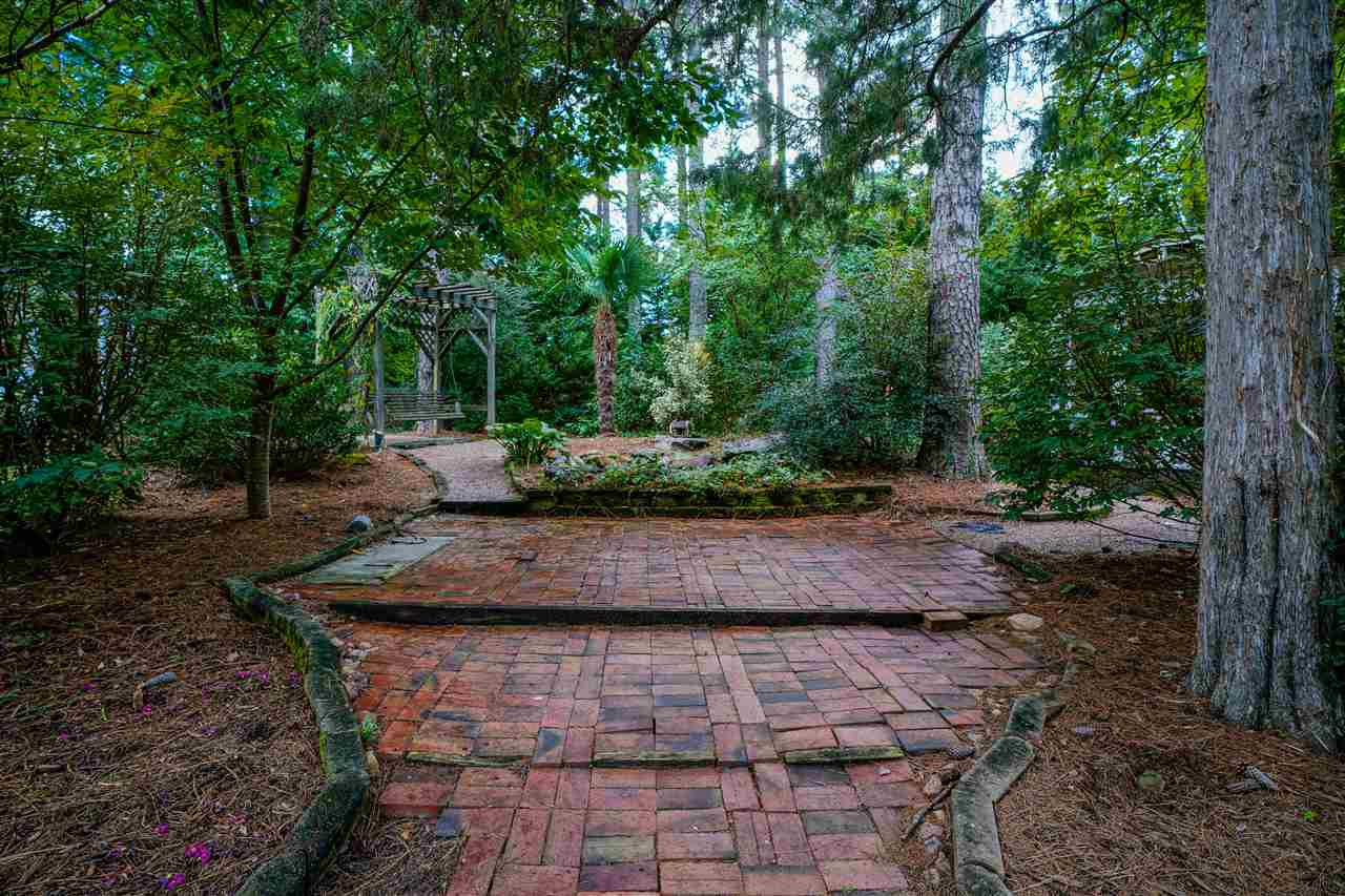 208 Trail Drive Raleigh, NC 27615 - Photo 2 of 25 Photo 2