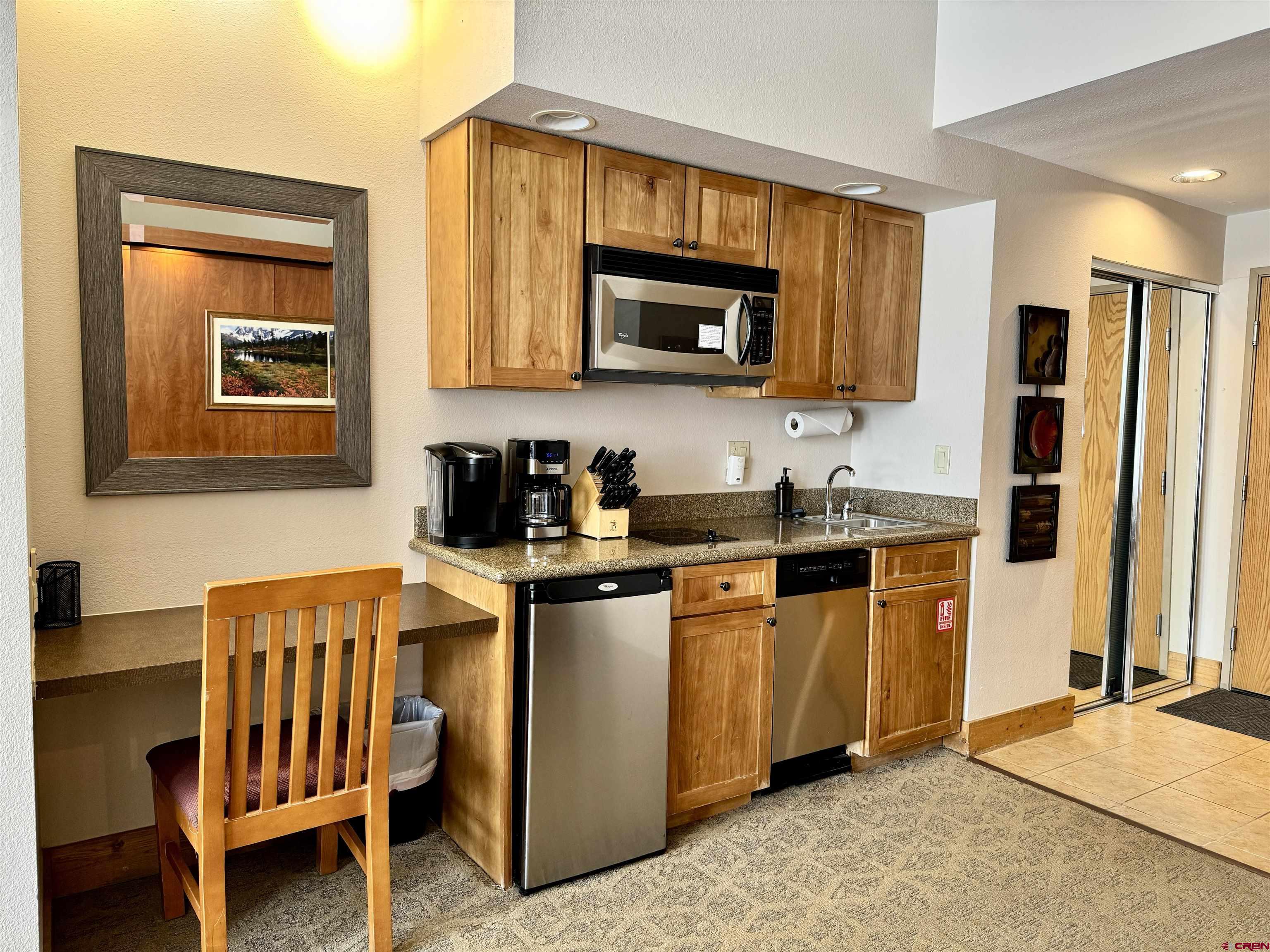 6 Emmons Road, Unit 111 Crested Butte, CO 81225 - Photo 4 of 26 Gallery Image 4