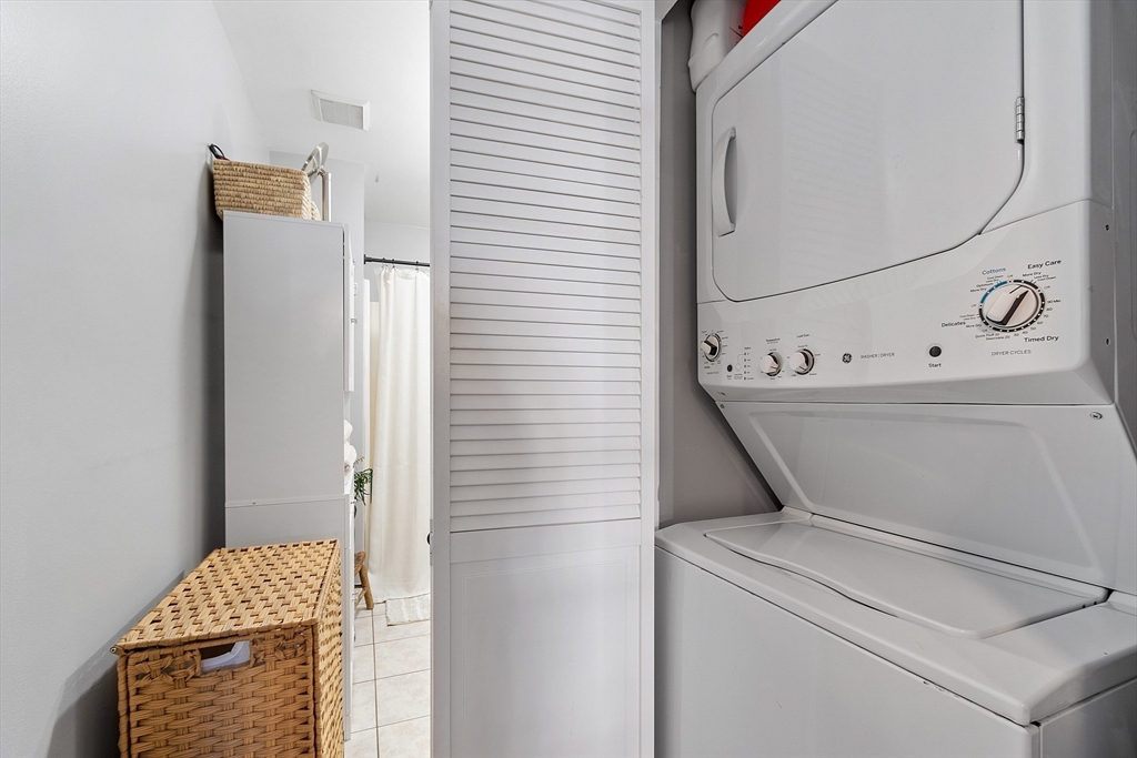 20 Cable Avenue, Unit 5 Salisbury, MA 01952 - Photo 14 of 23 a utility room with dryer and washer