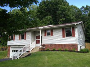 904 North Park Ridge Road Bloomington, IN 47408 - Photo 1 of 18