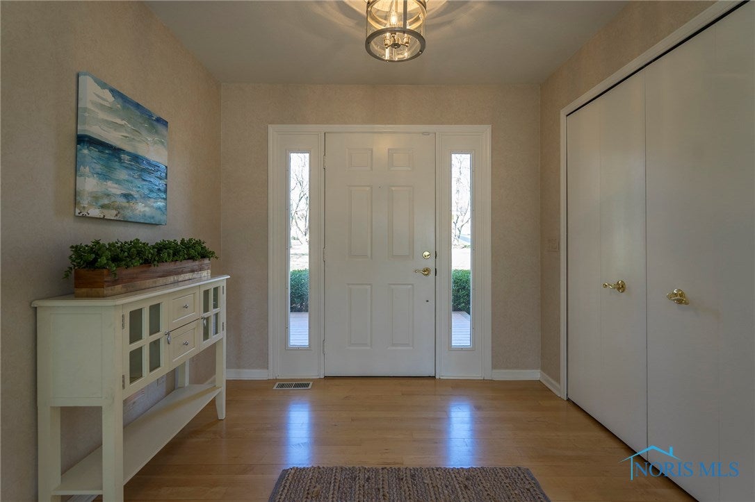 475 South River Road Waterville, OH 43566 - Photo 3 of 31 Gallery Image 3