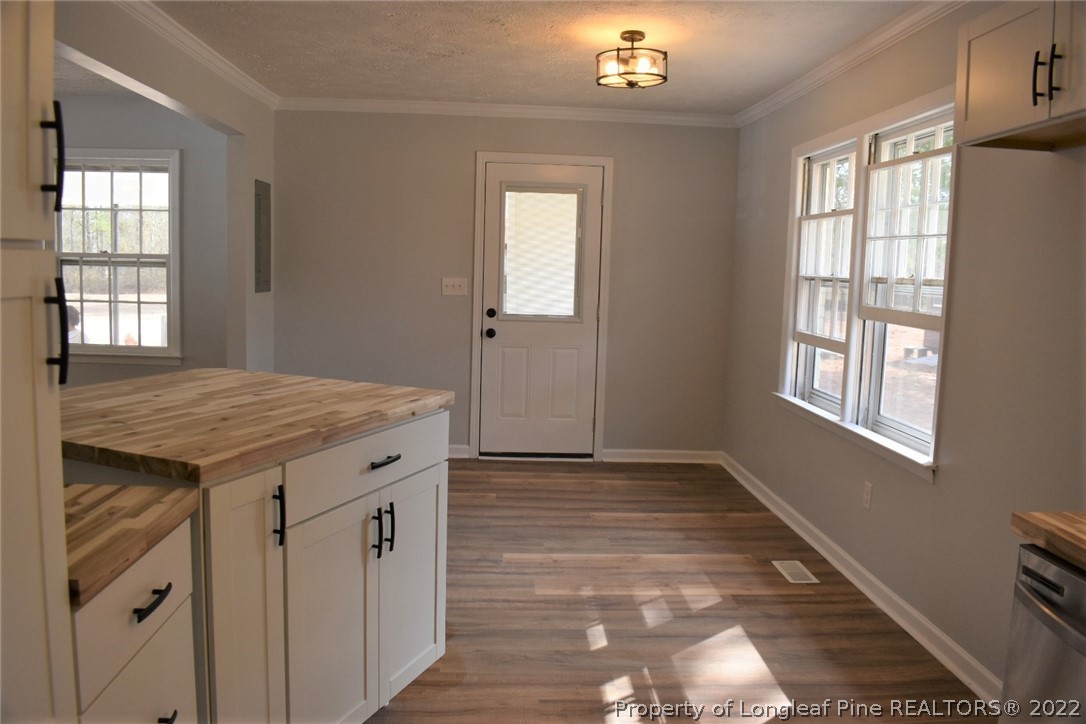 655 Davis Bridge Road Parkton, NC 28371 - Photo 8 of 30 Gallery Image 8