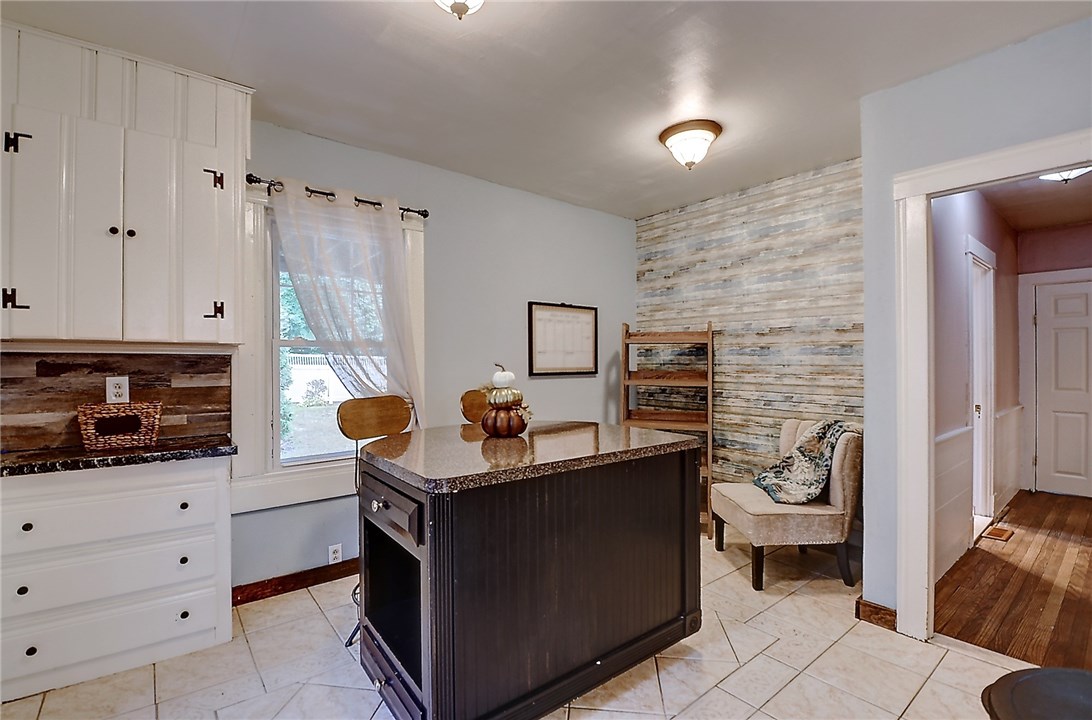 107 Post Road Westerly, RI 02891 - Photo 21 of 39