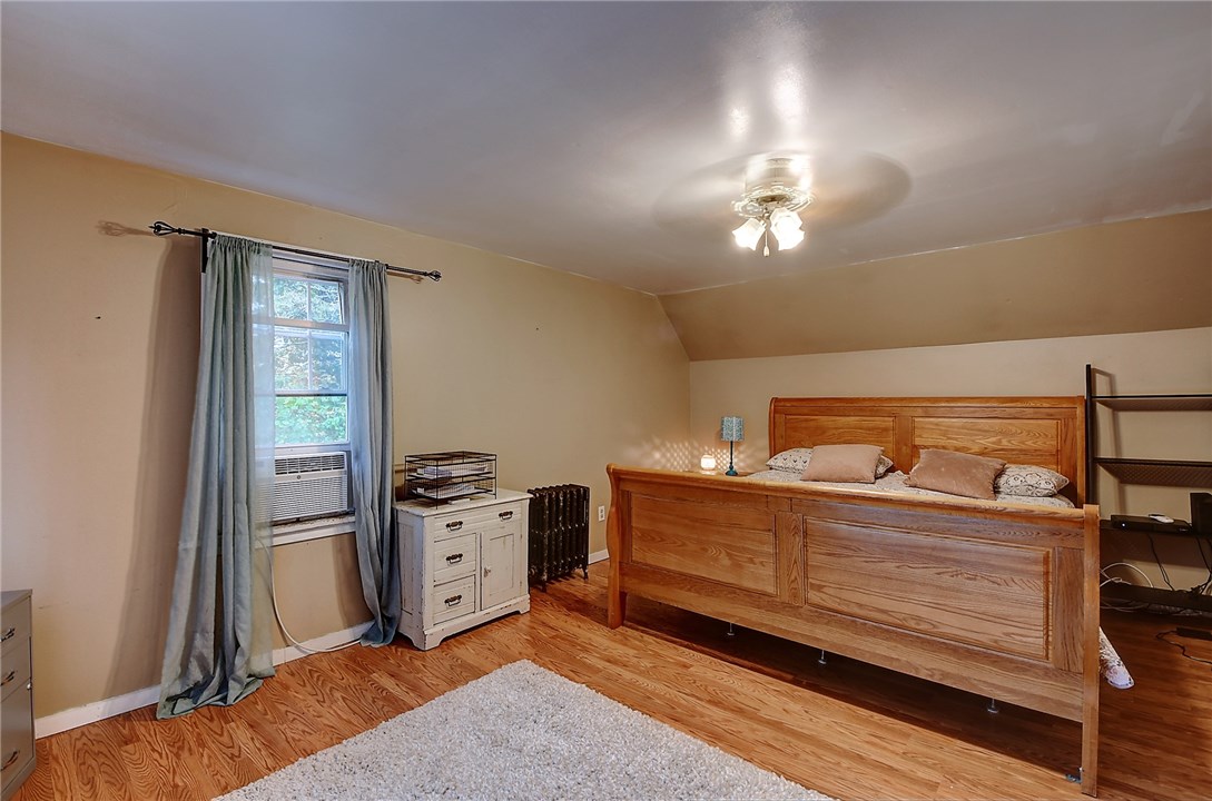107 Post Road Westerly, RI 02891 - Photo 32 of 39